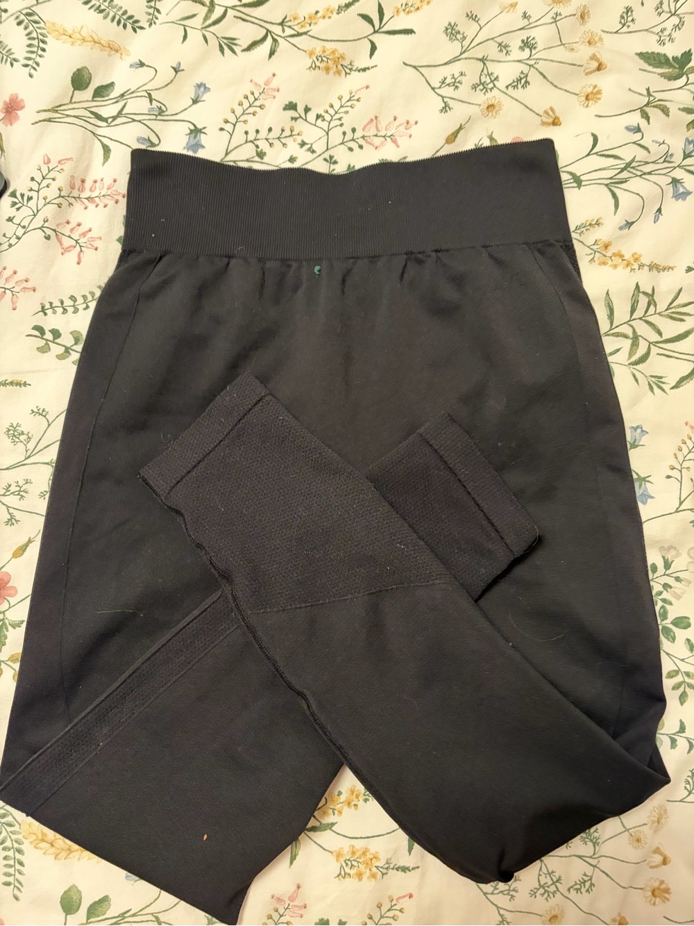 AYBL Kids Black High-Waist Leggings